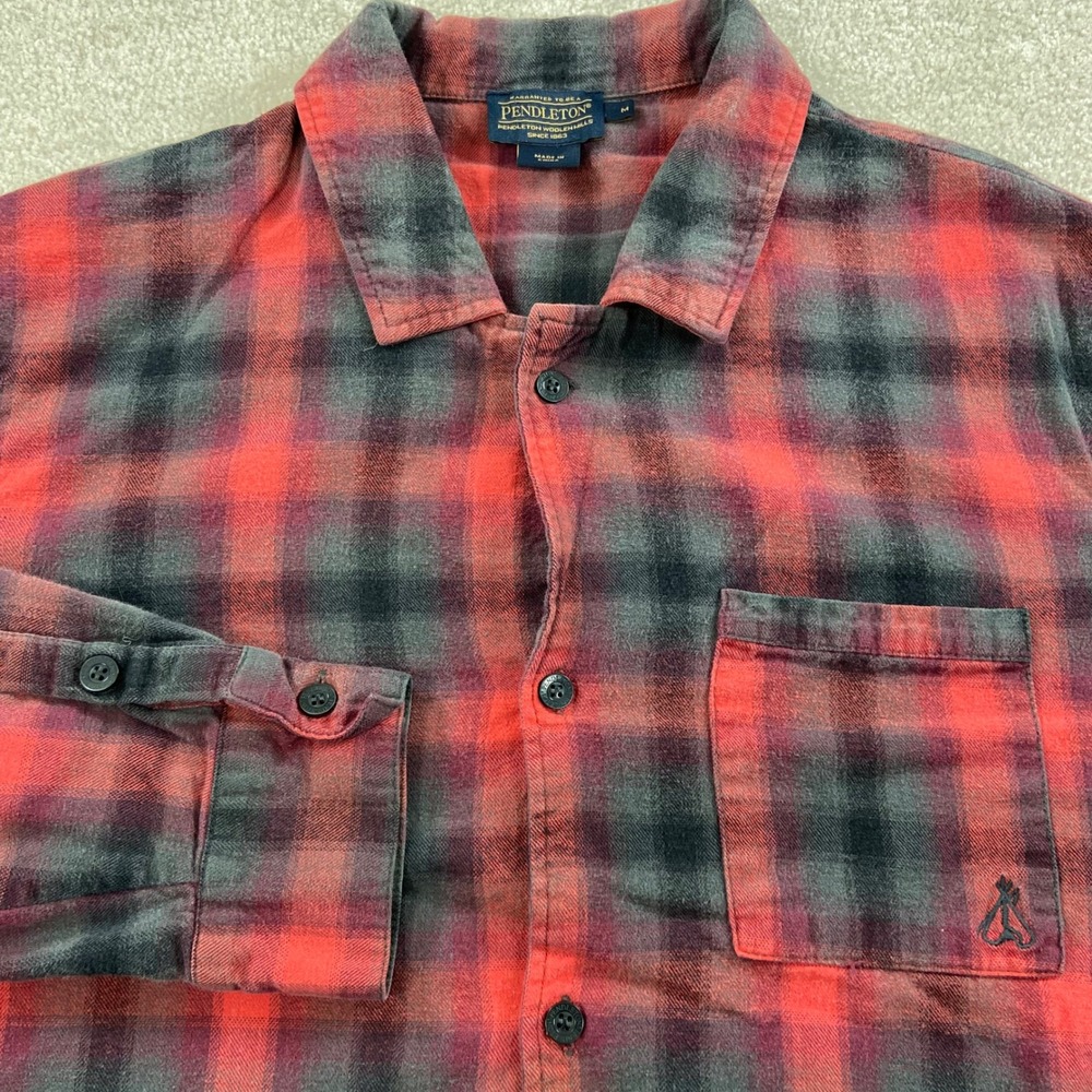 Pendleton Flannel Shirt Mens Medium Red Black Plaid Long Sleeve Button Down